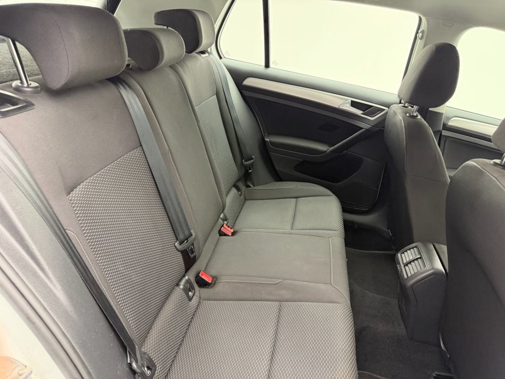 Used Volkswagen Golf 2018 for sale - 76962406: Photo 20