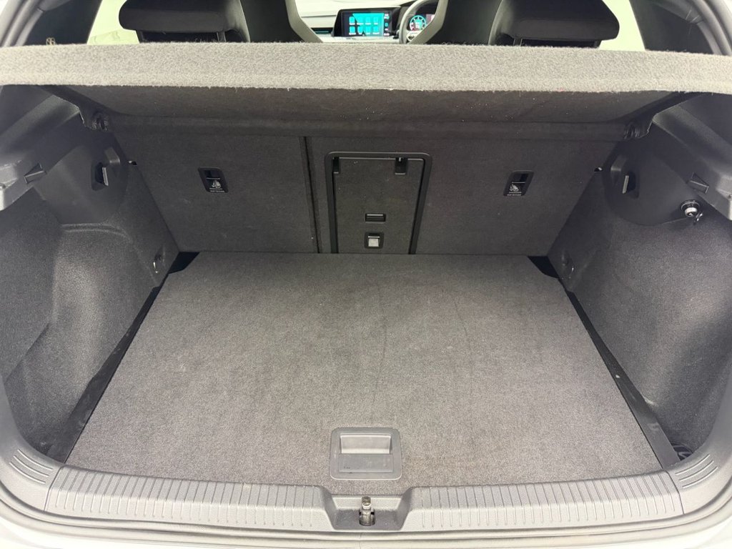 Used Volkswagen Golf 2024 for sale - 76279937: Photo 27