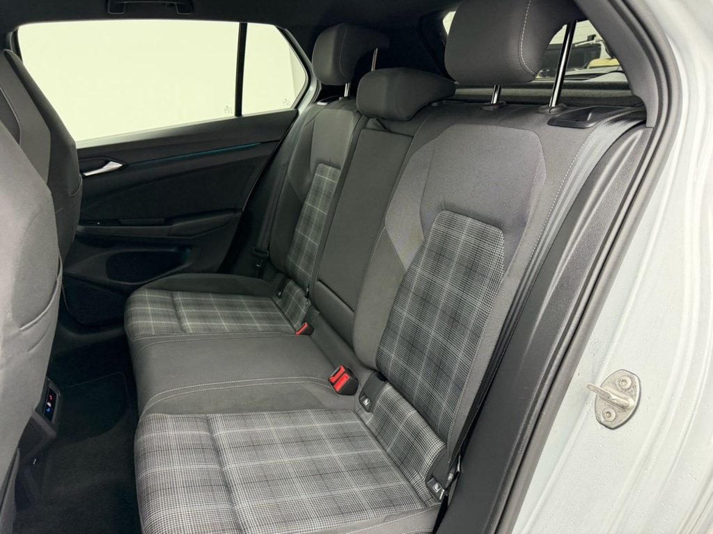 Used Volkswagen Golf 2024 for sale - 76279937: Photo 31