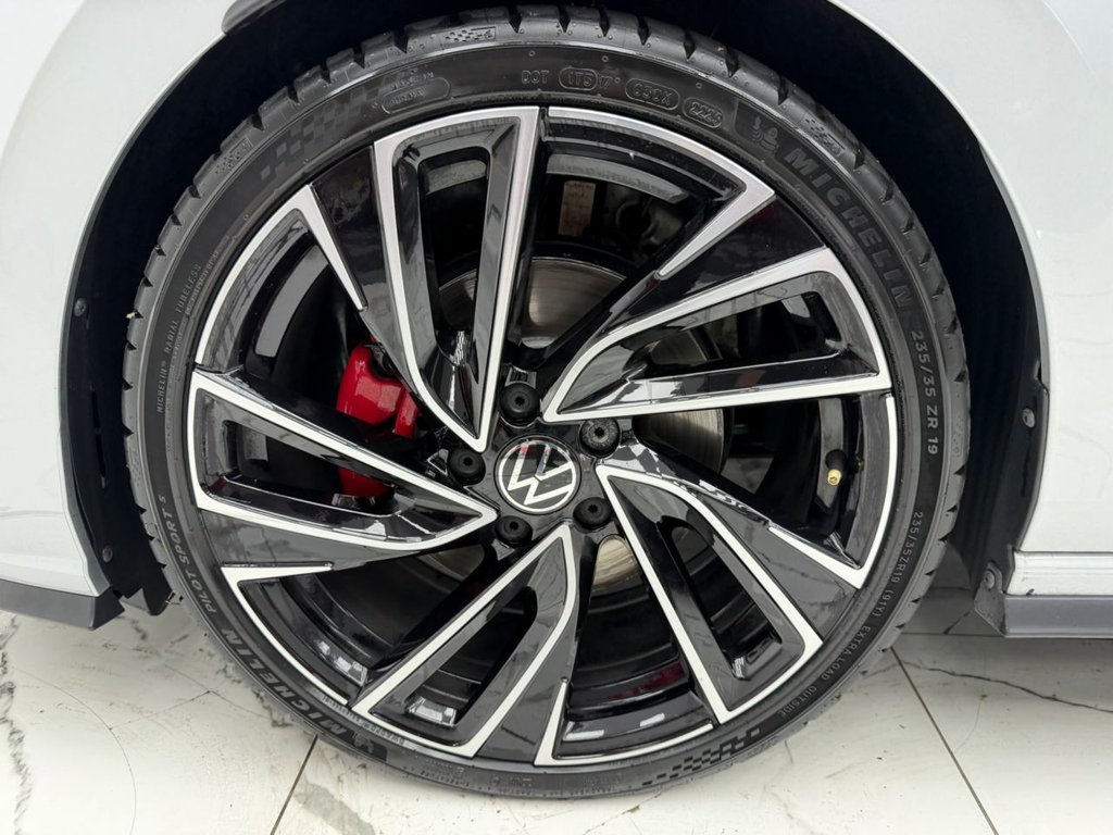 Used Volkswagen Golf 2024 for sale - 76279937: Photo 36