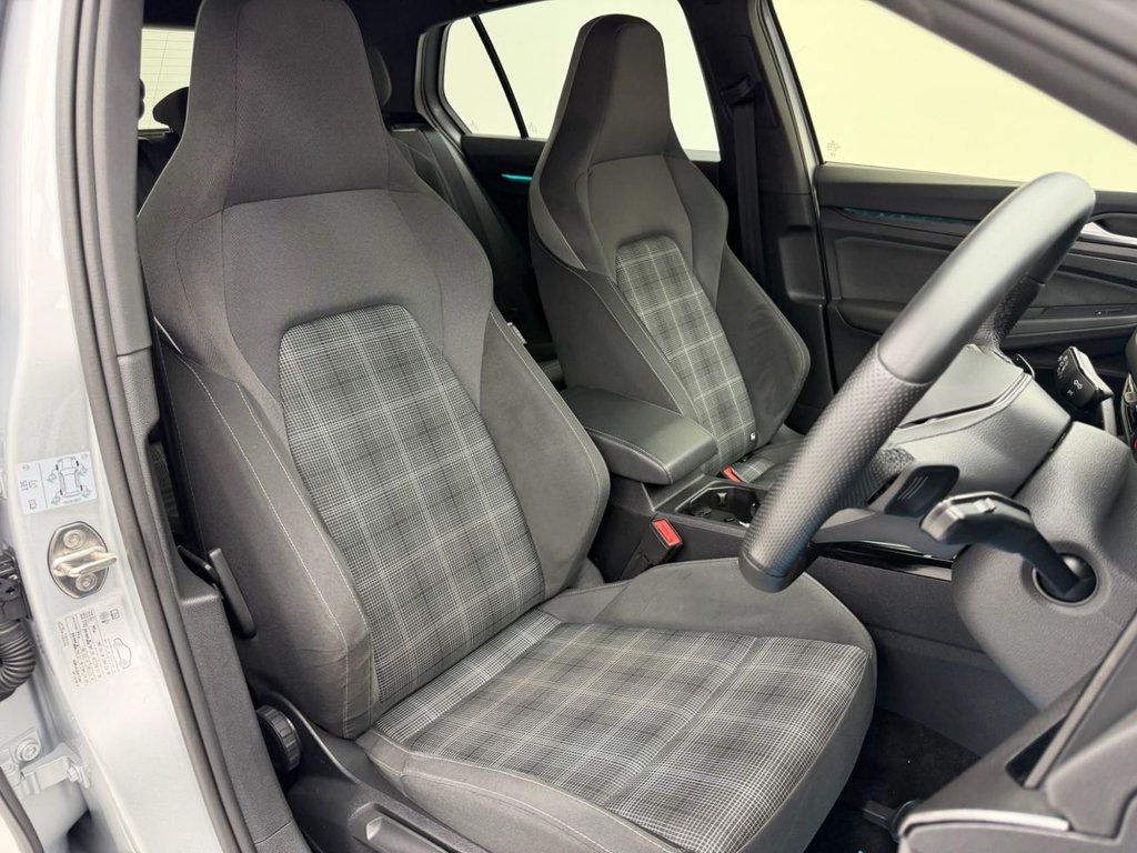 Used Volkswagen Golf 2024 for sale - 76279937: Photo 9