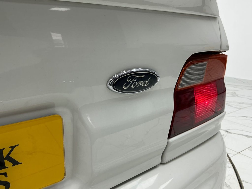Used Ford Escort 1992 for sale - 78082702: Photo 35