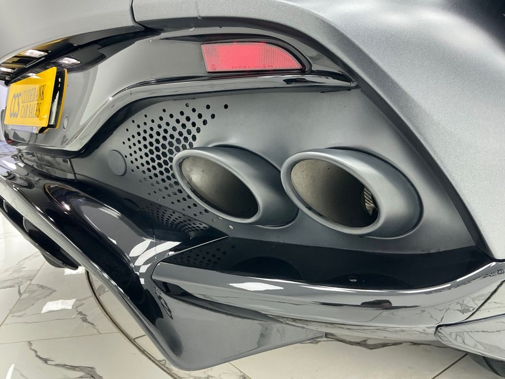 Used Aston Martin DBX 2023 for sale - 77313363: Photo 33