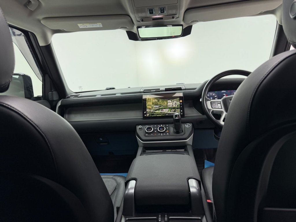 Used Land Rover Defender 2021 for sale - 76245316: Photo 21