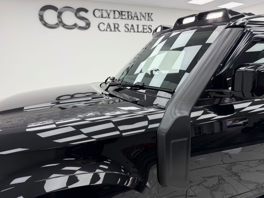 Used Land Rover Defender 2021 for sale - 76245316: Photo 44