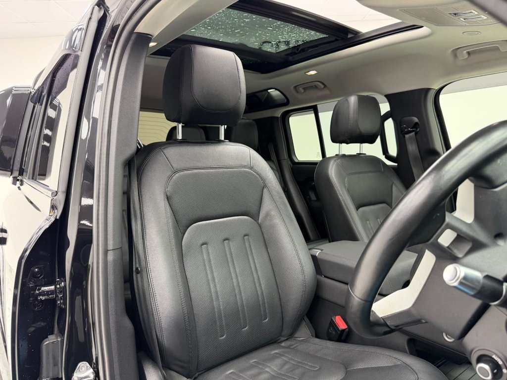 Used Land Rover Defender 2021 for sale - 76245316: Photo 7