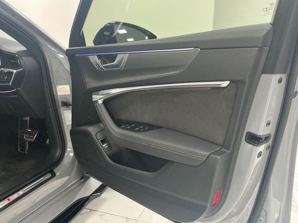 Used Audi RS6 2020 for sale - 77422017: Photo 24