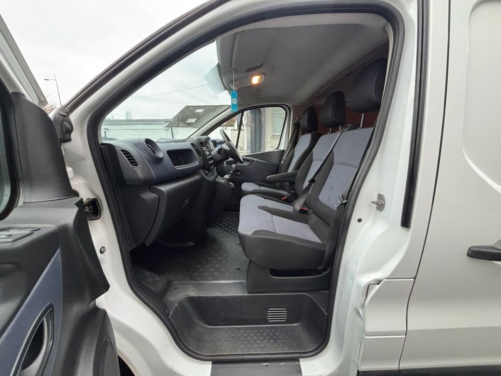 Used Vauxhall Vivaro 2017 for sale - 77394584: Photo 18