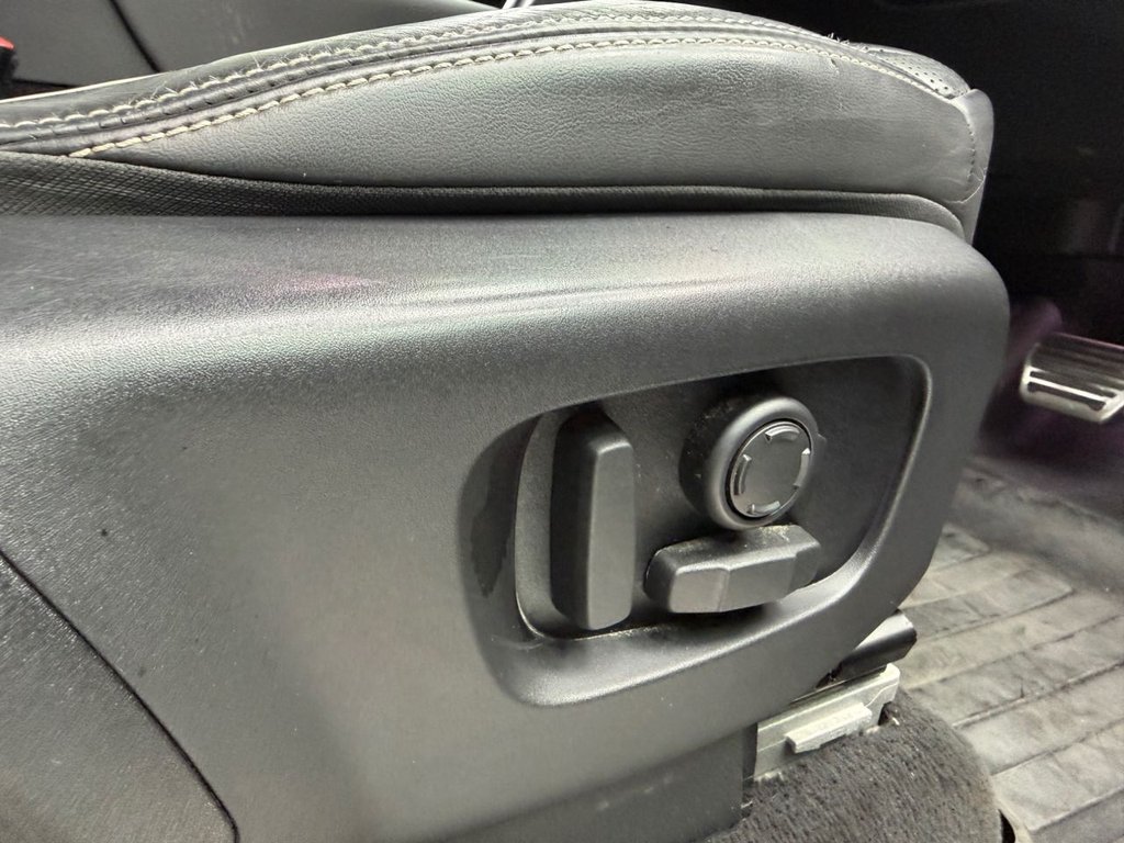 Used Land Rover Discovery 2022 for sale - 76841238: Photo 22