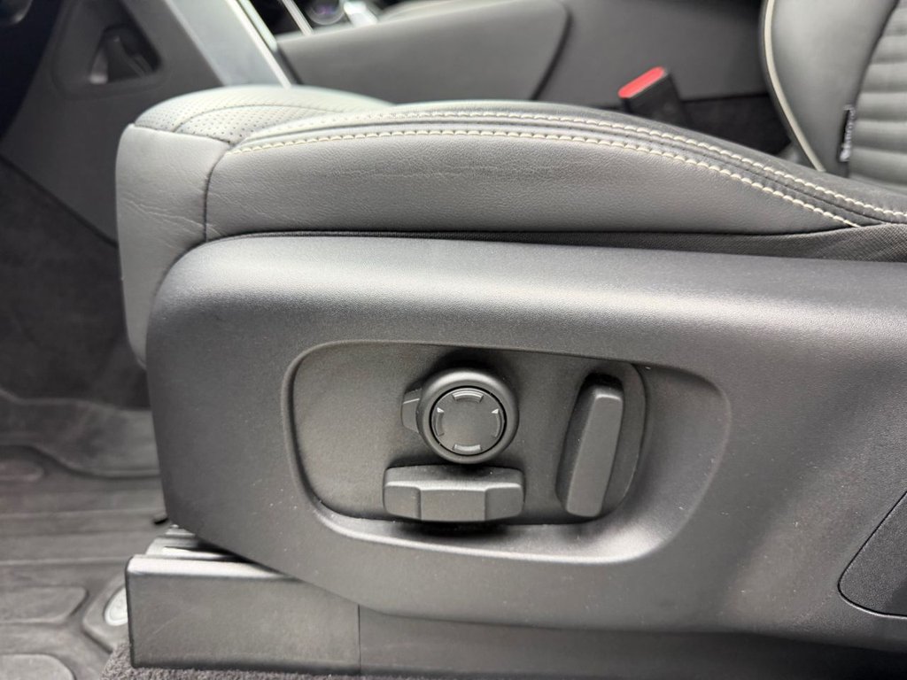 Used Land Rover Discovery 2022 for sale - 76841238: Photo 38