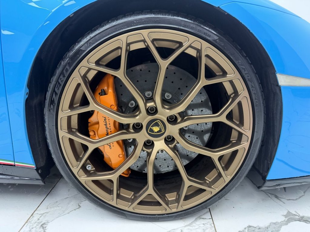 Used Lamborghini Huracan 2019 for sale - 76547164: Photo 24