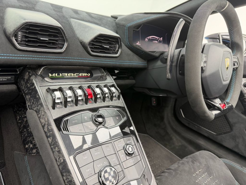 Used Lamborghini Huracan 2019 for sale - 76547164: Photo 32