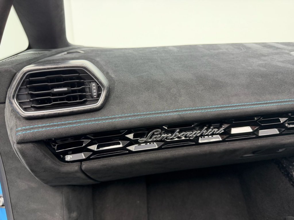 Used Lamborghini Huracan 2019 for sale - 76547164: Photo 33