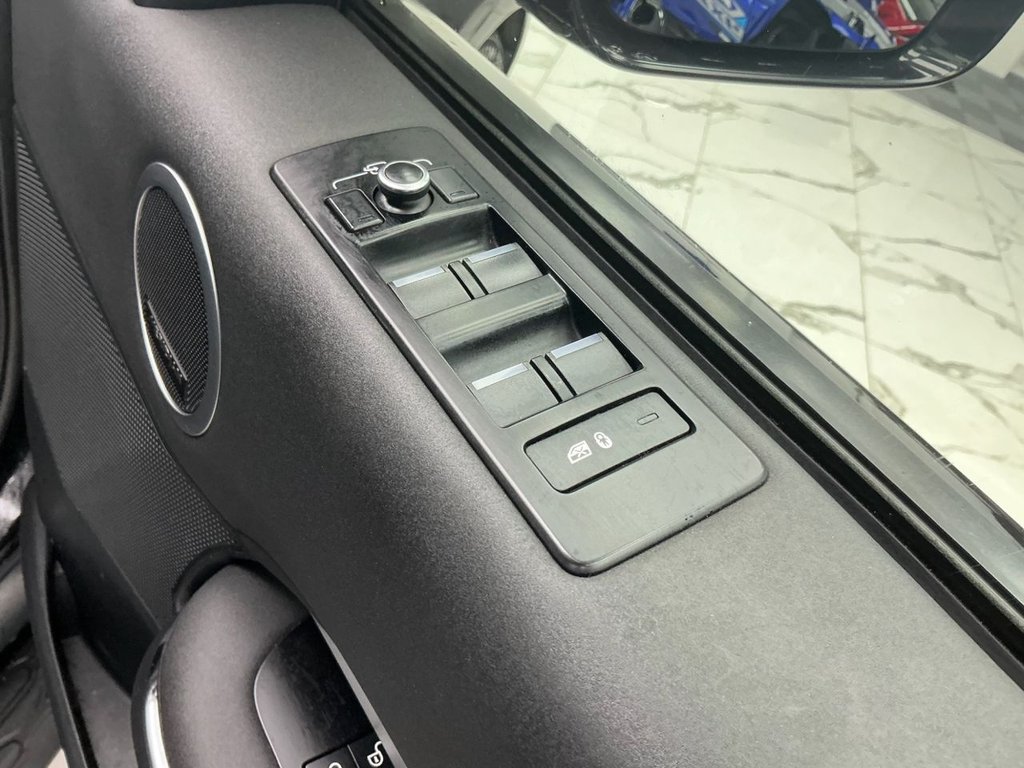 Used Land Rover Discovery 2020 for sale - 77521367: Photo 17