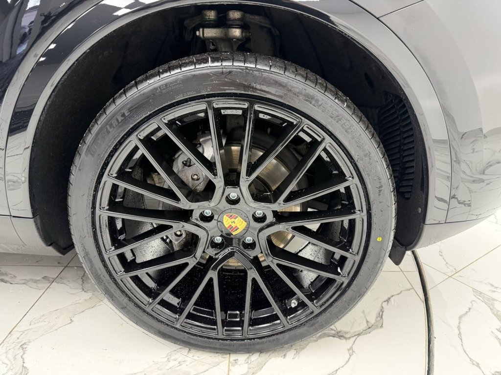 Used Porsche Cayenne 2019 for sale - 76068961: Photo 39