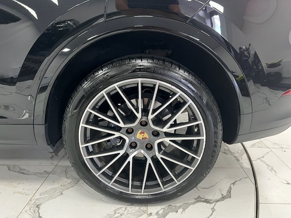 Used Porsche Cayenne 2019 for sale - 76068961: Photo 39