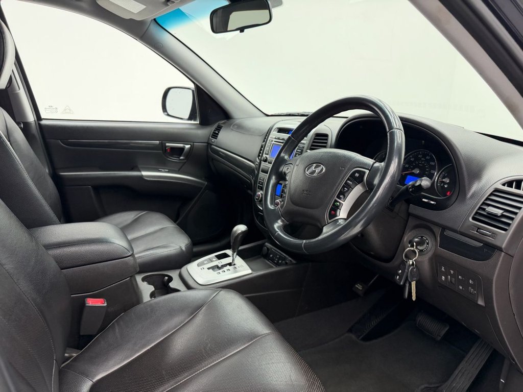 Used Hyundai Santa Fe 2012 for sale - 76406896: Photo 10