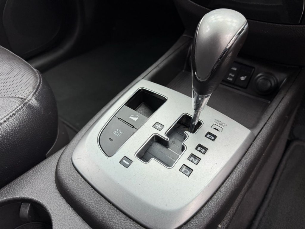 Used Hyundai Santa Fe 2012 for sale - 76406896: Photo 14