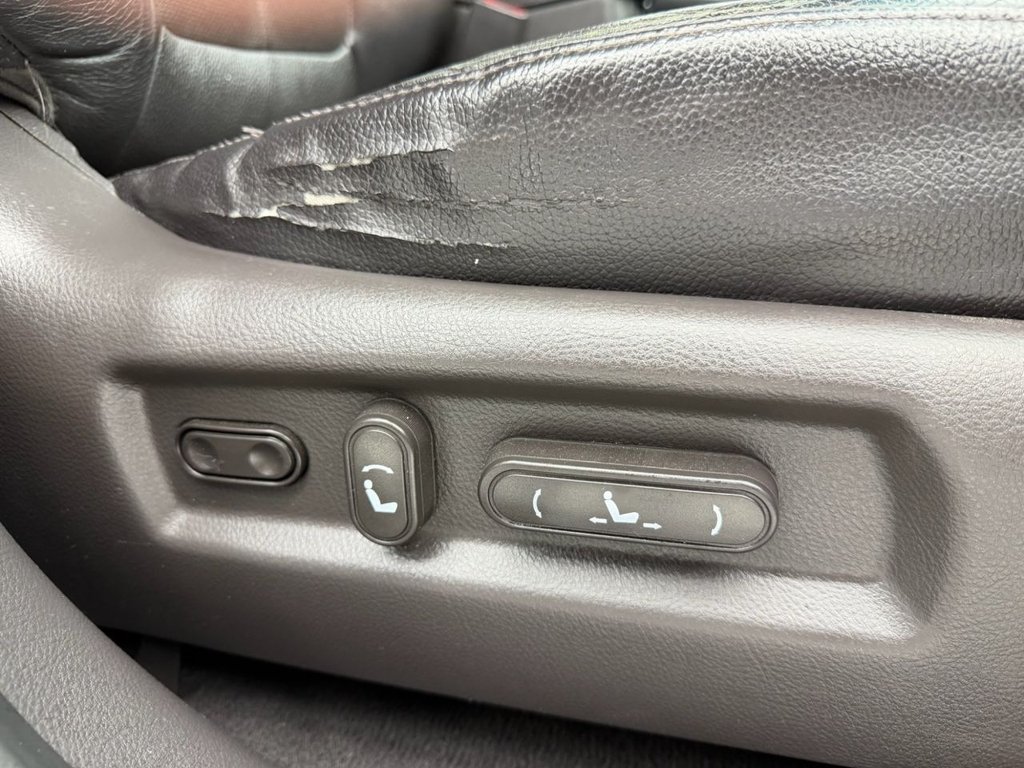 Used Hyundai Santa Fe 2012 for sale - 76406896: Photo 17