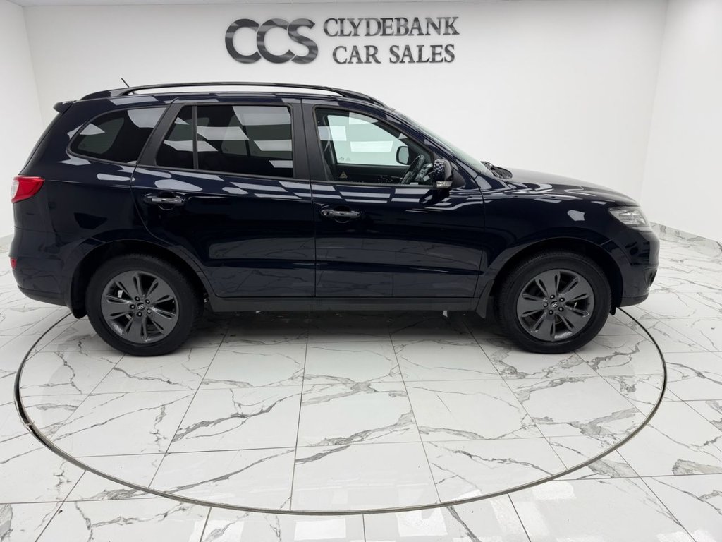 Used Hyundai Santa Fe 2012 for sale - 76406896: Photo 2