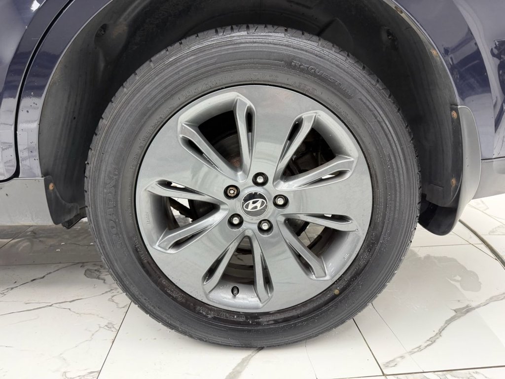 Used Hyundai Santa Fe 2012 for sale - 76406896: Photo 35