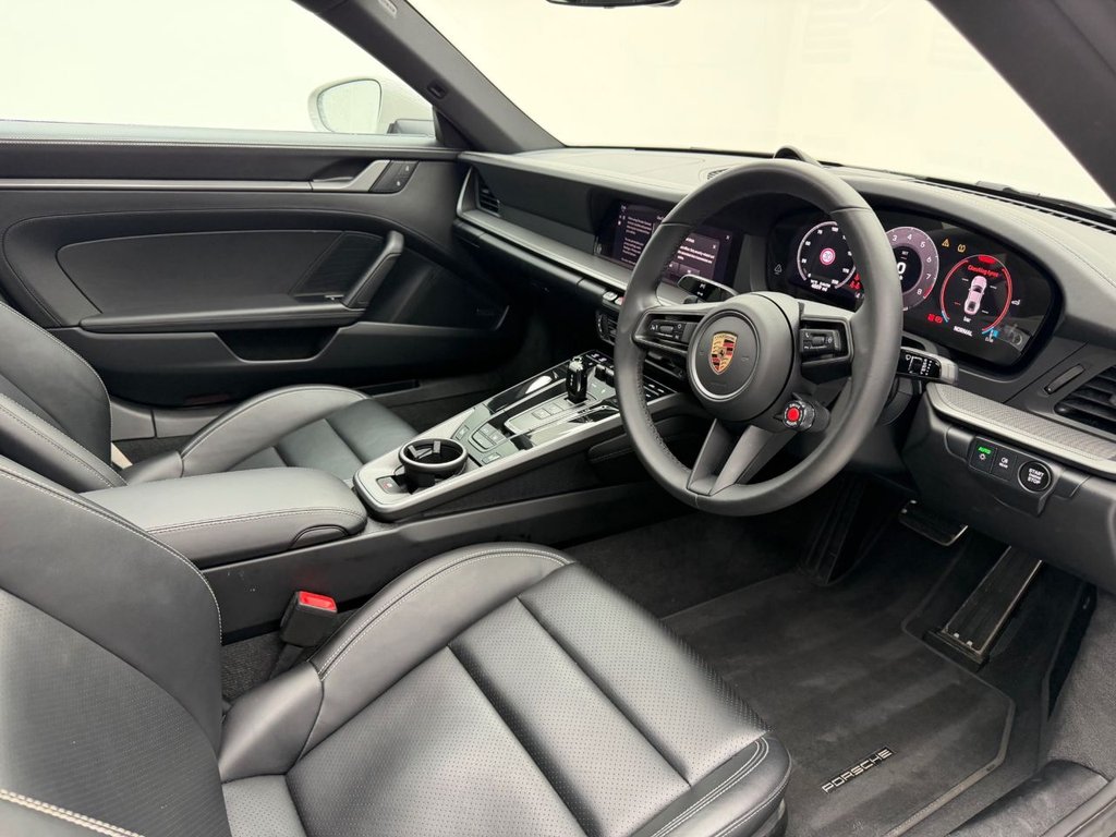 Used Porsche 911 2025 for sale - 76510162: Photo 12