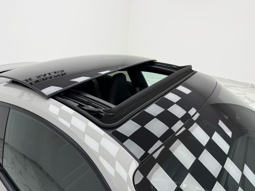 Used Porsche 911 2025 for sale - 76510162: Photo 32