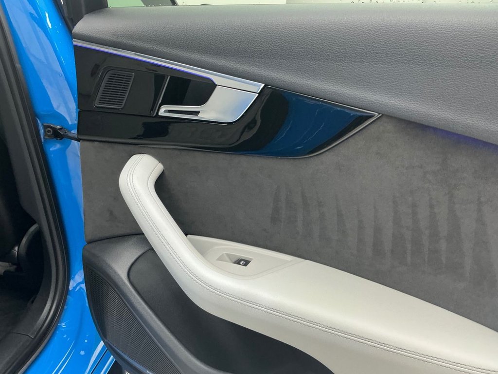 Used Audi RS4 2020 for sale - 77667538: Photo 28