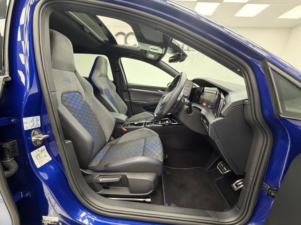 Used Volkswagen Golf 2025 for sale - 76395746: Photo 12