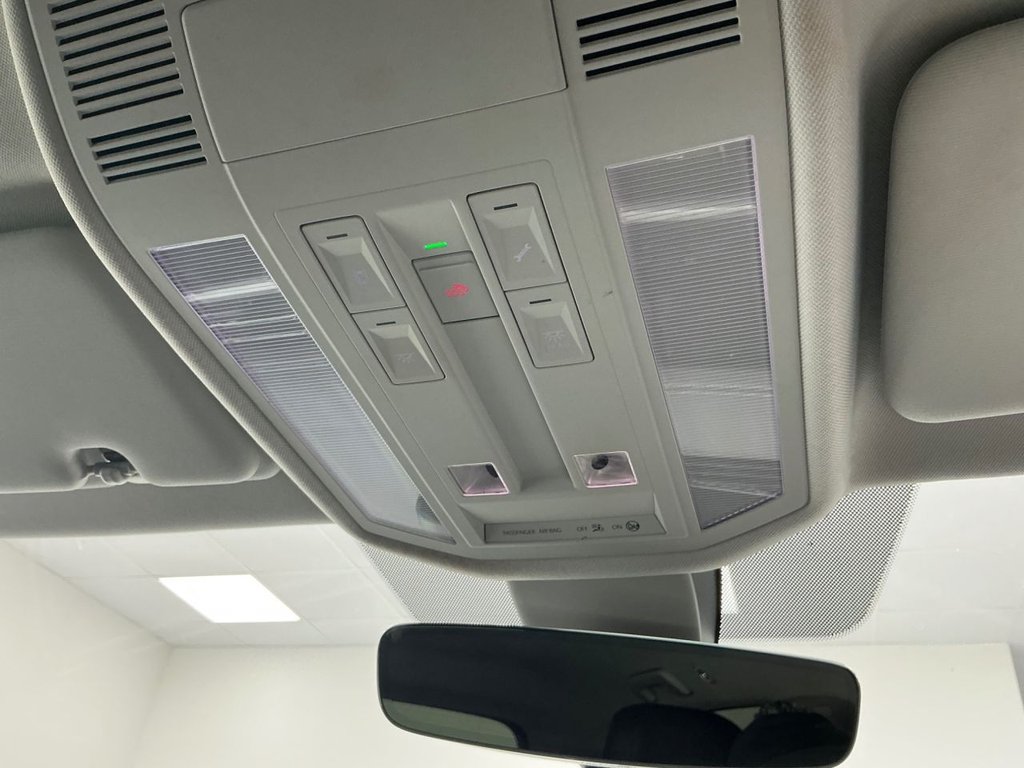 Used Volkswagen Touareg 2020 for sale - 77835271: Photo 18