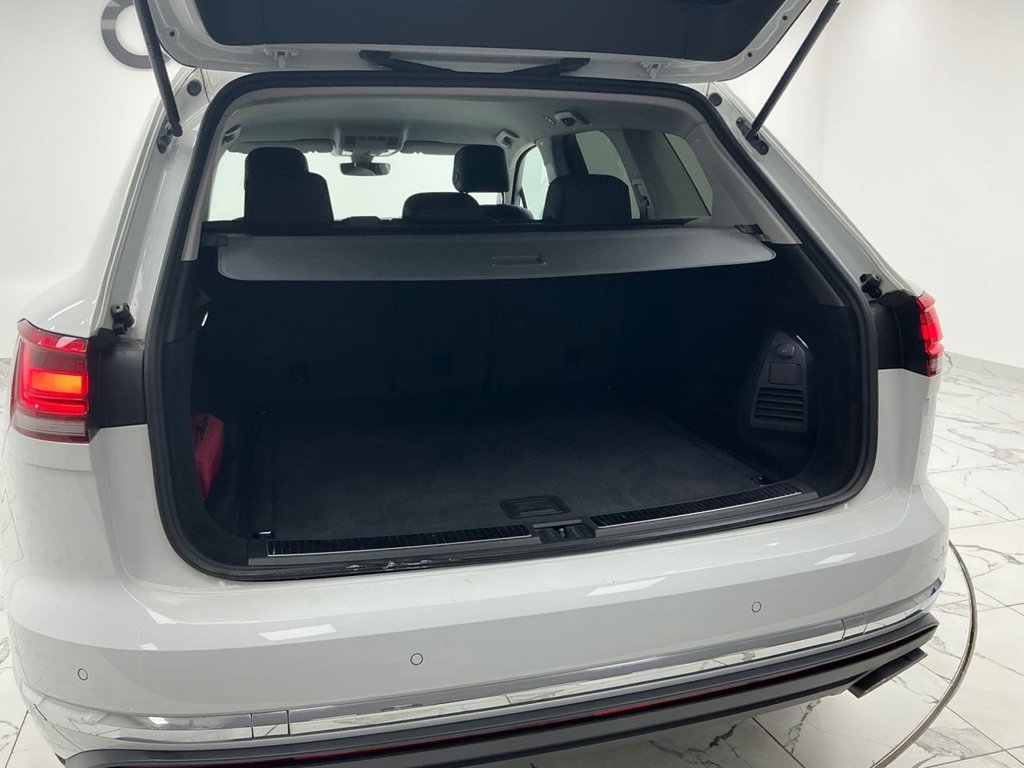 Used Volkswagen Touareg 2020 for sale - 77835271: Photo 29