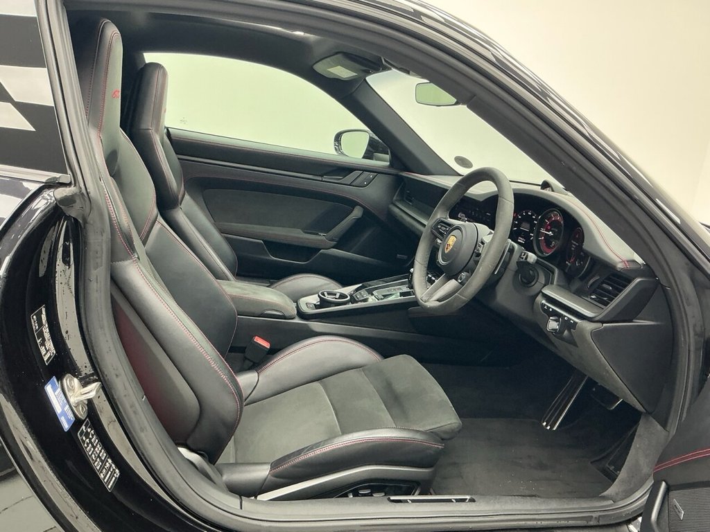 Used Porsche 911 2022 for sale - 77200585: Photo 12