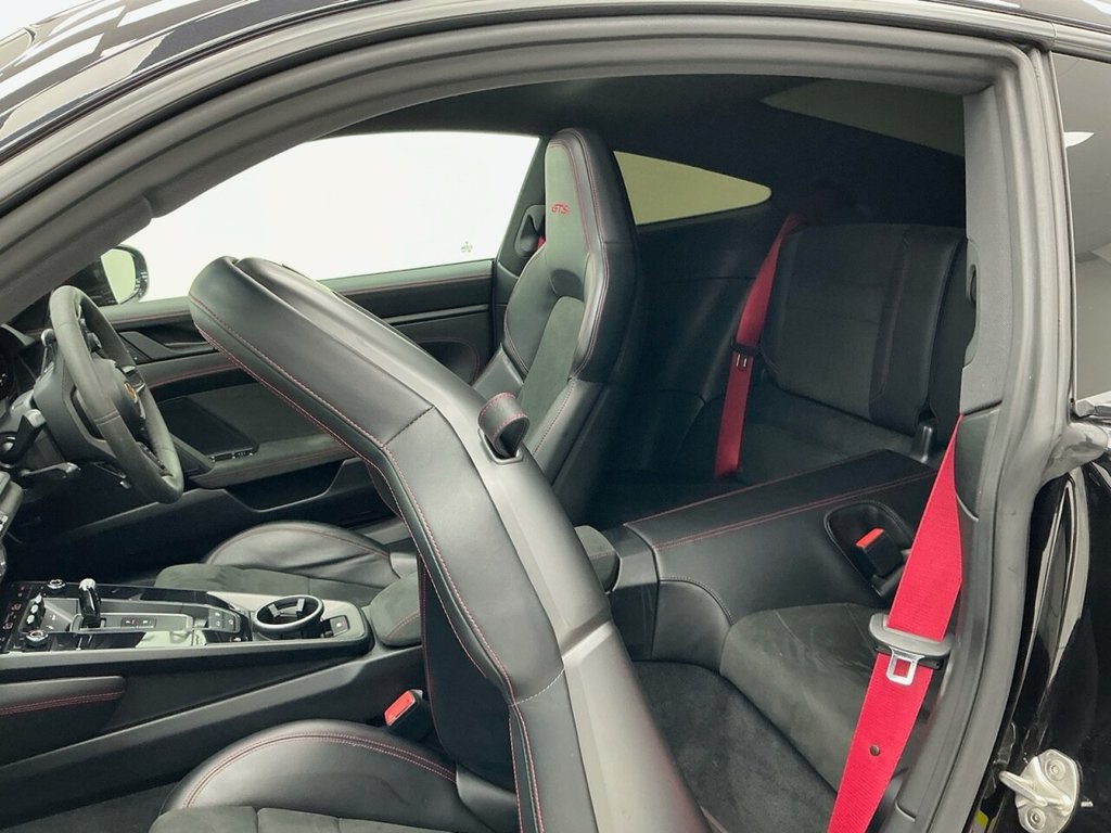 Used Porsche 911 2022 for sale - 77200585: Photo 28