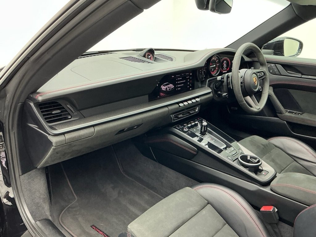 Used Porsche 911 2022 for sale - 77200585: Photo 30