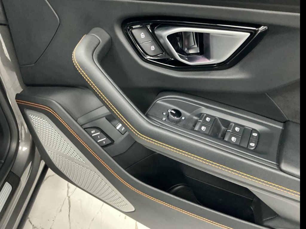 Used Lamborghini Urus 2021 for sale - 77849985: Photo 11