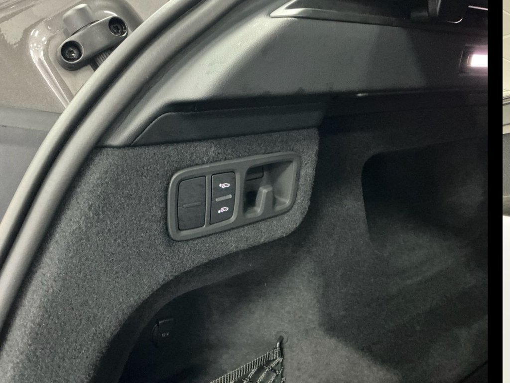 Used Lamborghini Urus 2021 for sale - 77849985: Photo 25