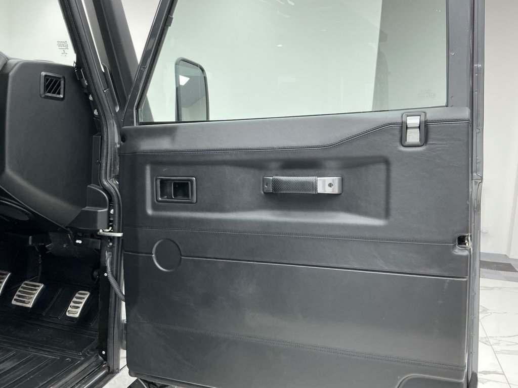 Used Land Rover Defender 2016 for sale - 77609288: Photo 17