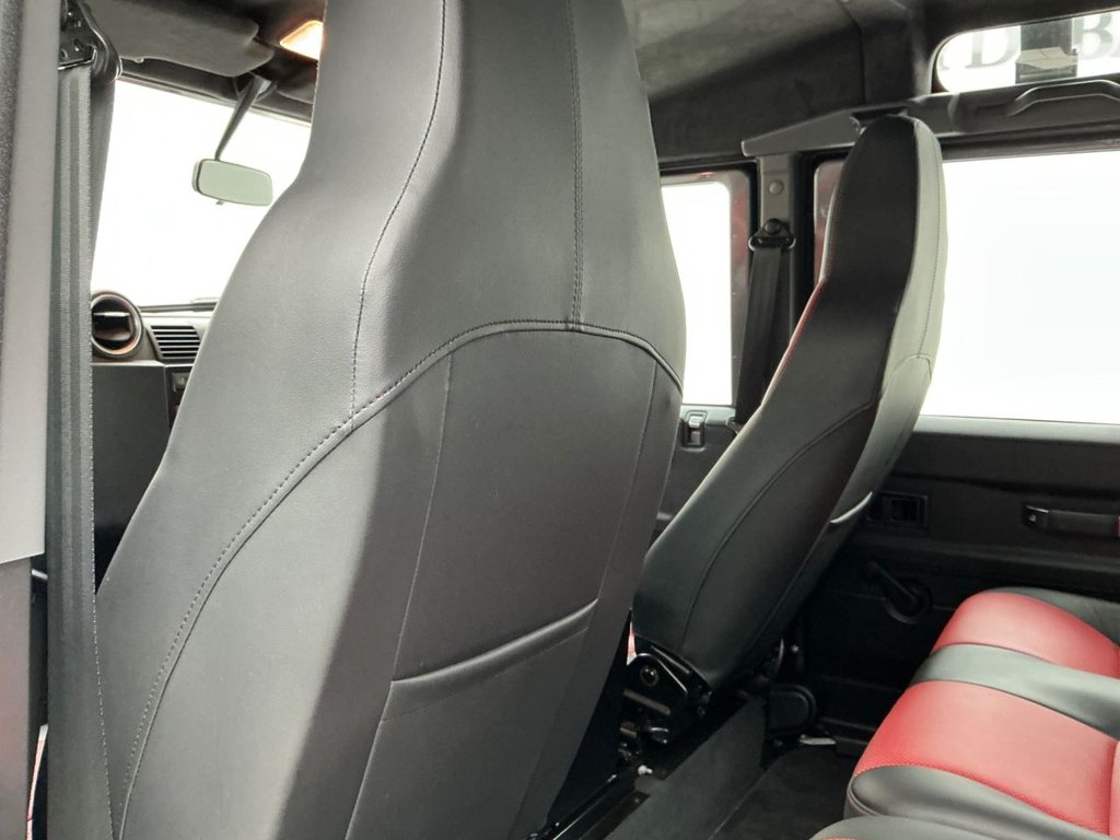 Used Land Rover Defender 2016 for sale - 77609288: Photo 32