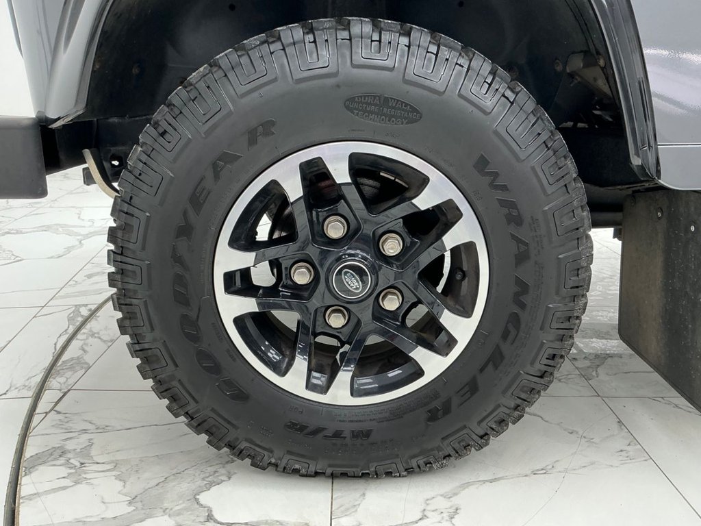 Used Land Rover Defender 2016 for sale - 77609288: Photo 37