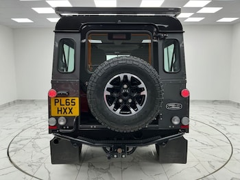 Used Land Rover Defender 2016 for sale - 77609288: Photo