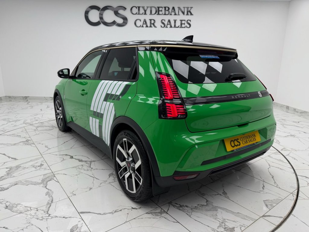 Used Renault 5 2025 for sale - 76711352: Photo 5