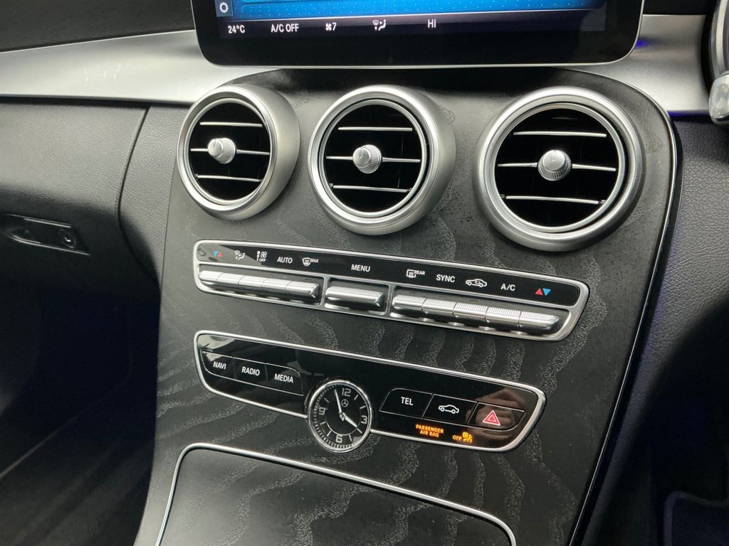 Used Mercedes-Benz C Class 2020 for sale - 77342120: Photo 14