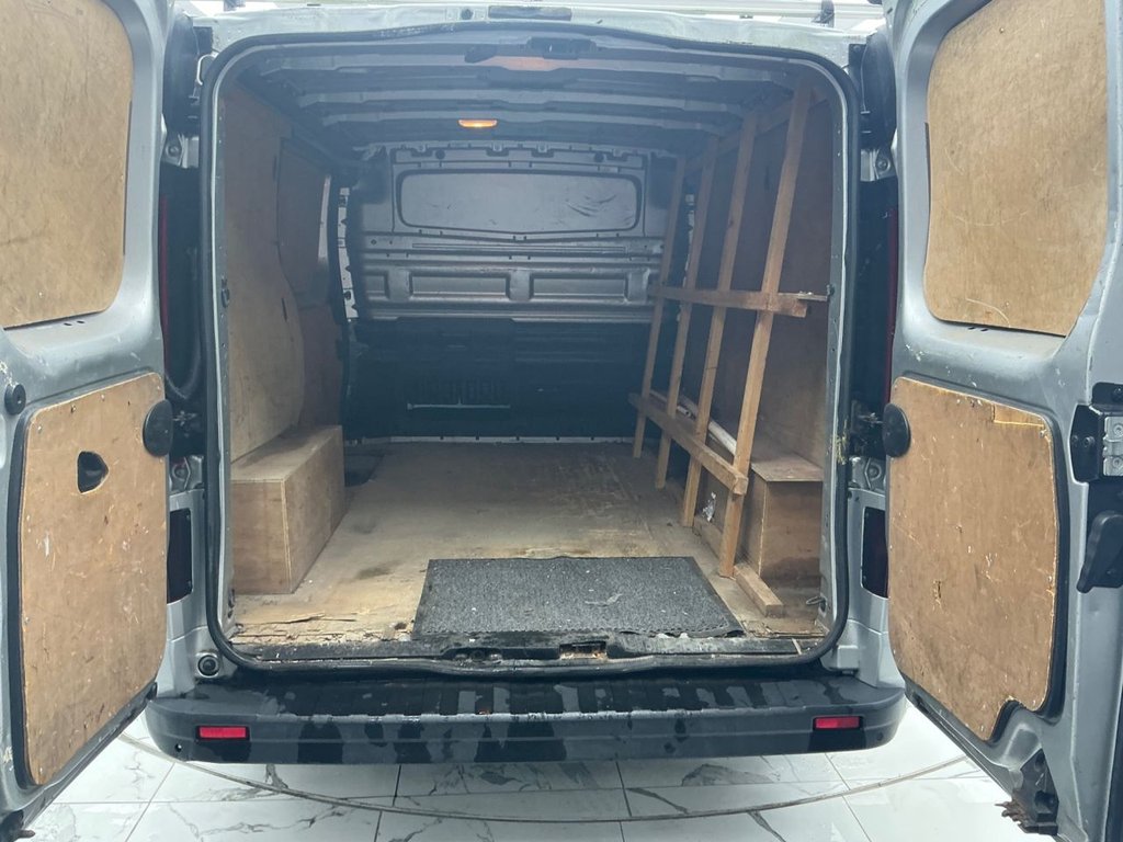 Used Vauxhall Vivaro 2018 for sale - 77276528: Photo 14