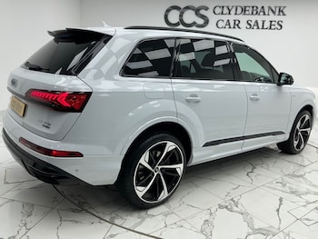 Used Audi Q7 2022 for sale - 77422692: Photo