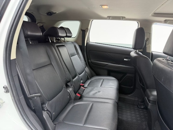 Used Mitsubishi Outlander 2018 for sale - 76303594: Photo 19