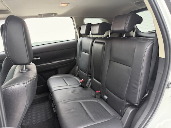 Used Mitsubishi Outlander 2018 for sale - 76303594: Photo 29