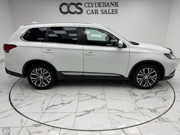 Used Mitsubishi Outlander 2018 for sale - 76303594: Photo 2
