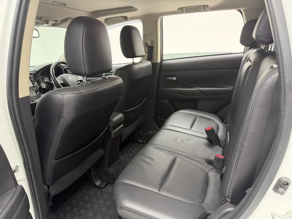 Used Mitsubishi Outlander 2018 for sale - 76303594: Photo 30