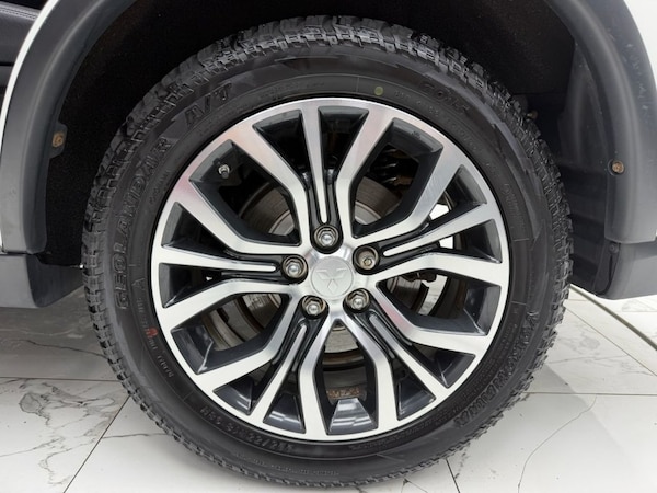 Used Mitsubishi Outlander 2018 for sale - 76303594: Photo 31