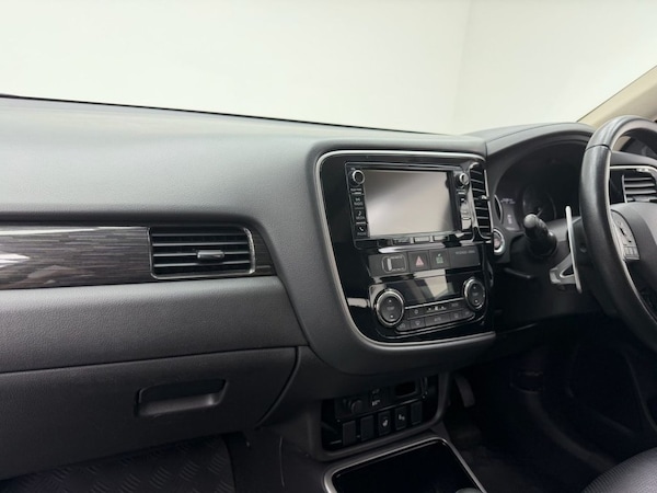 Used Mitsubishi Outlander 2018 for sale - 76303594: Photo 35